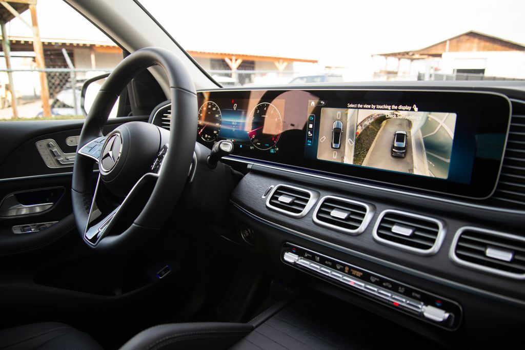 Thumbnail: 2026 Mercedes-Benz GLE - 20