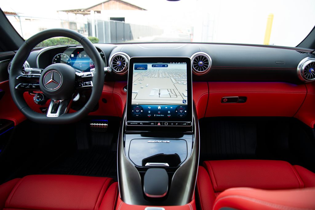 Thumbnail: 2026 Mercedes-Benz AMG GT - 19