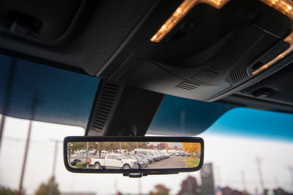 Thumbnail: 2025 Mercedes-Benz Sprinter - 18