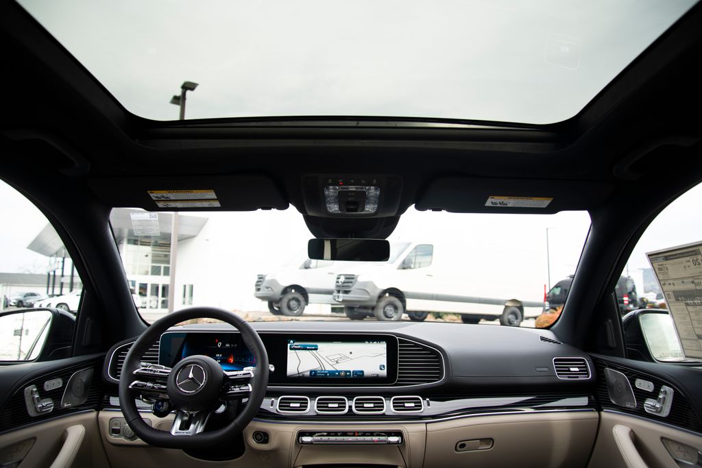 Thumbnail: 2026 Mercedes-Benz GLE - 13