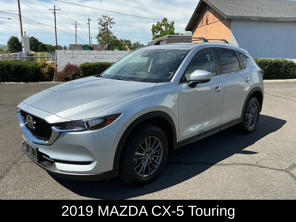 2019 Mazda CX-5 Touring Auto's photo