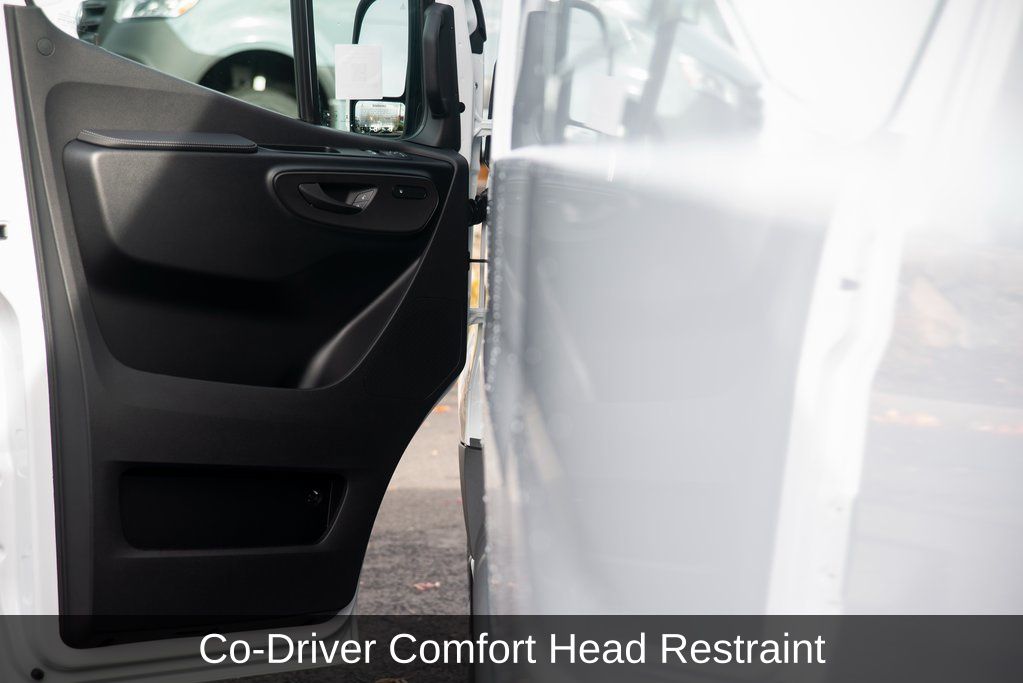 Thumbnail: 2025 Mercedes-Benz Sprinter - 24