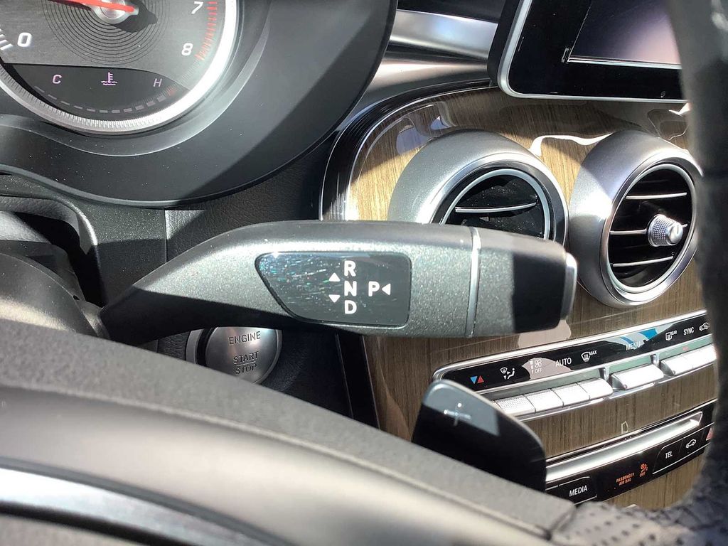 Thumbnail: 2019 Mercedes-Benz GLC - 17