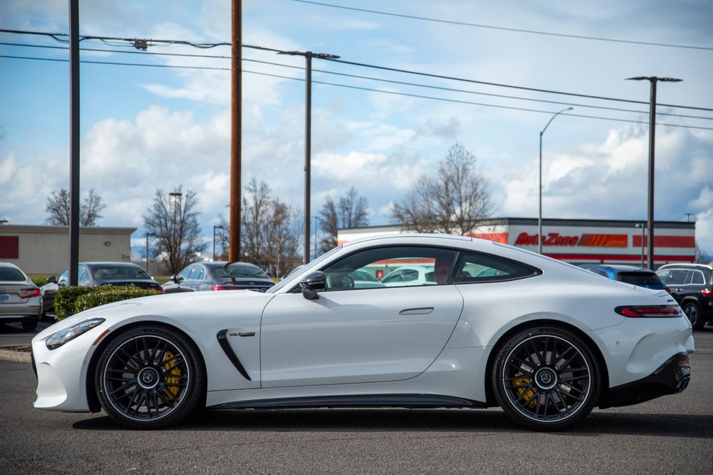 Thumbnail: 2026 Mercedes-Benz AMG GT - 6
