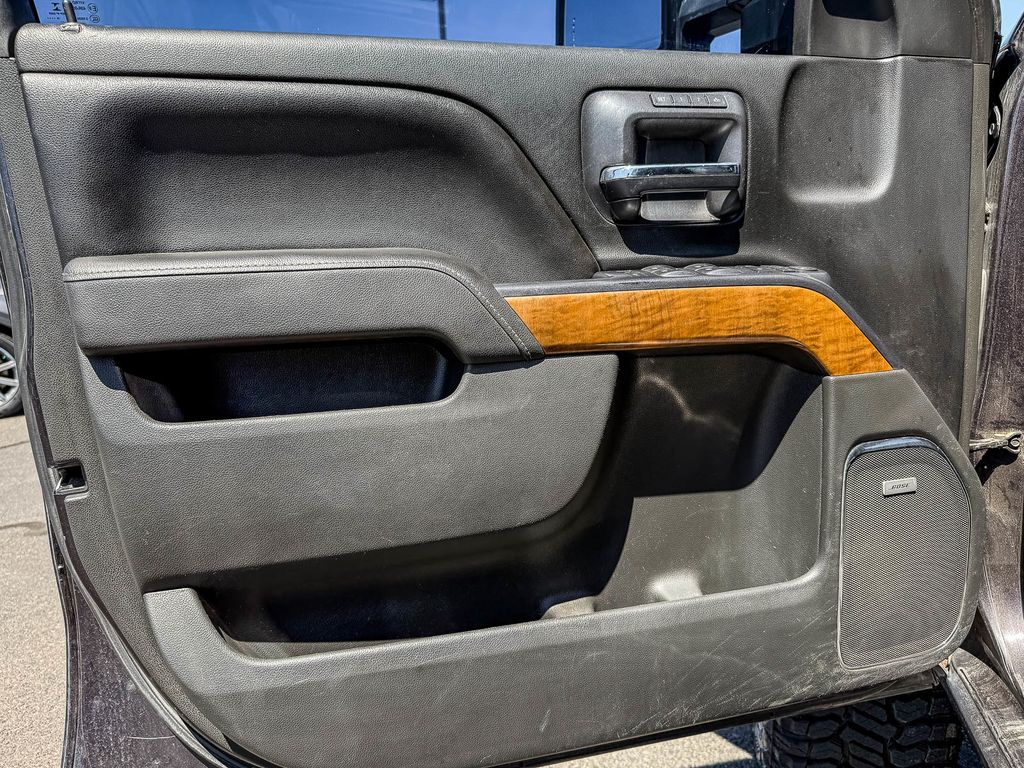 Thumbnail: 2015 Chevrolet Silverado 1500 - 20