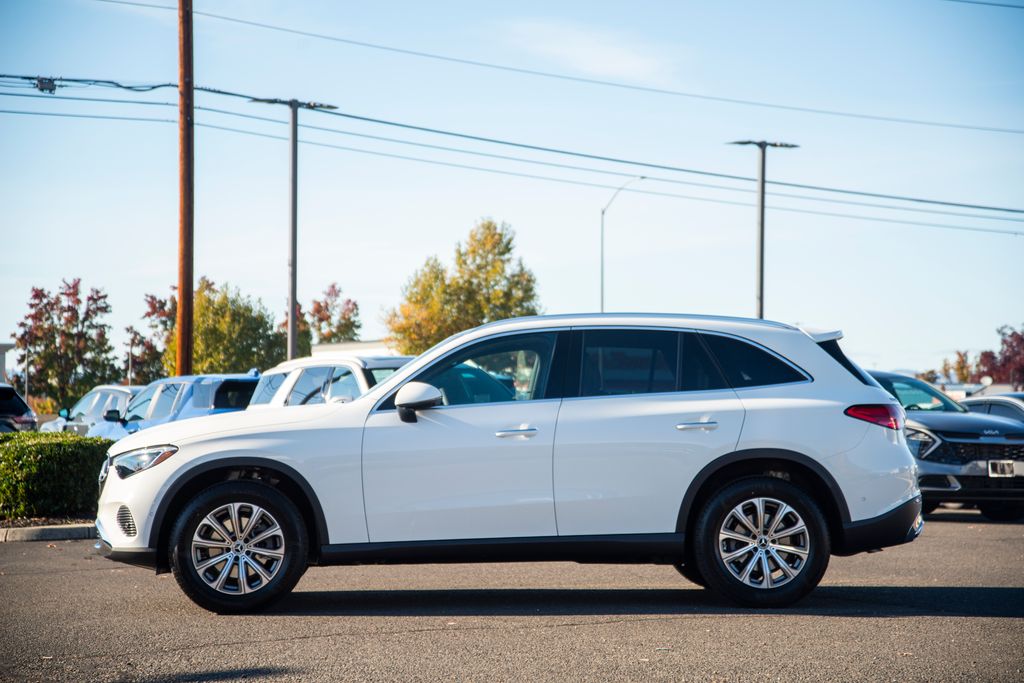 Thumbnail: 2026 Mercedes-Benz GLC - 6