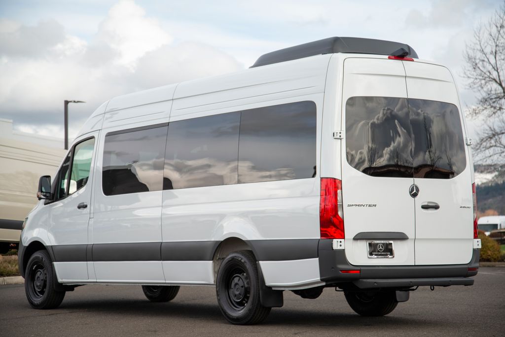 Thumbnail: 2026 Mercedes-Benz Sprinter - 8