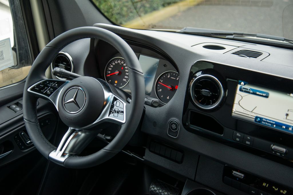 Thumbnail: 2026 Mercedes-Benz Sprinter - 18