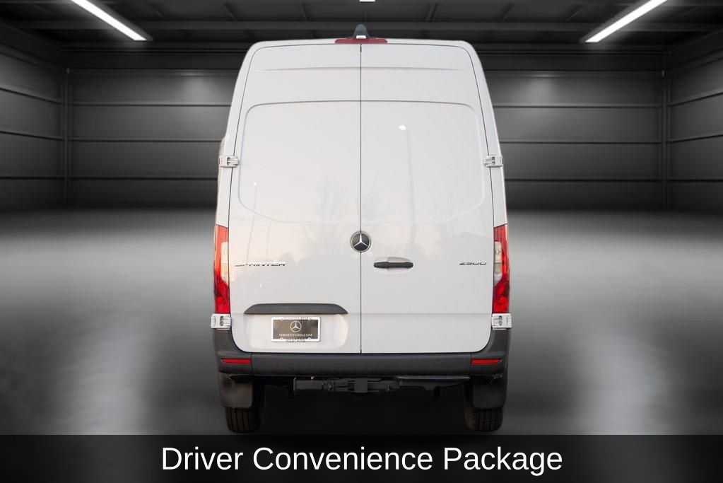 Thumbnail: 2025 Mercedes-Benz Sprinter - 4