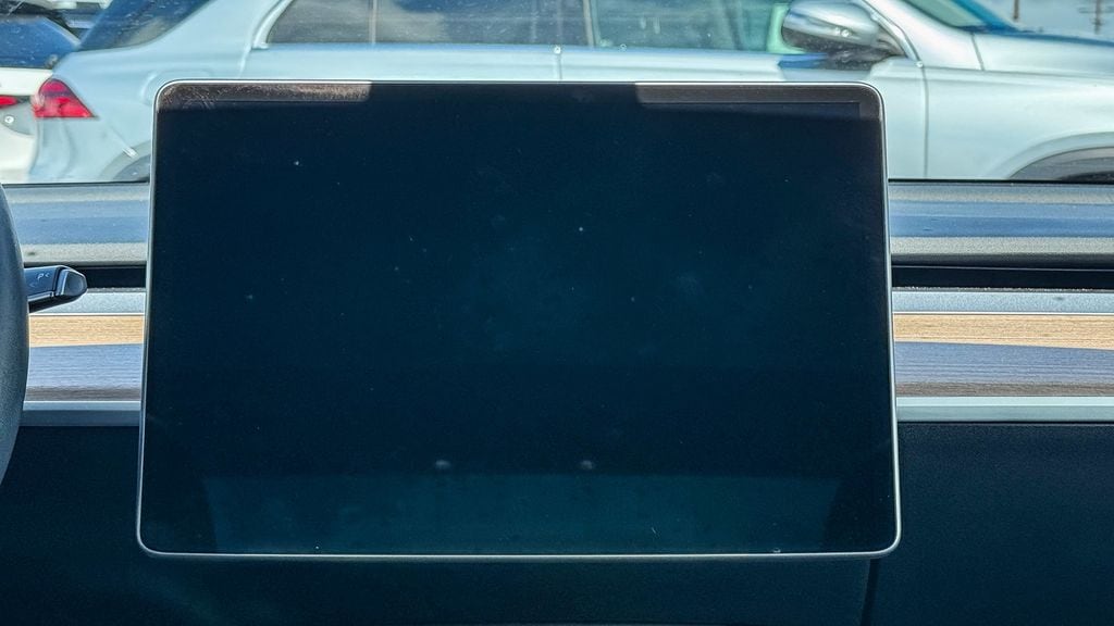 Thumbnail: 2023 Tesla Model 3 - 14