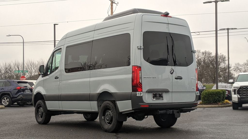 Thumbnail: 2026 Mercedes-Benz Sprinter - 4