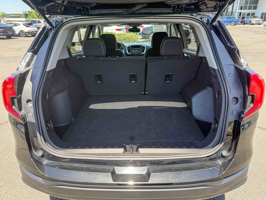 Thumbnail: 2024 GMC Terrain - 26