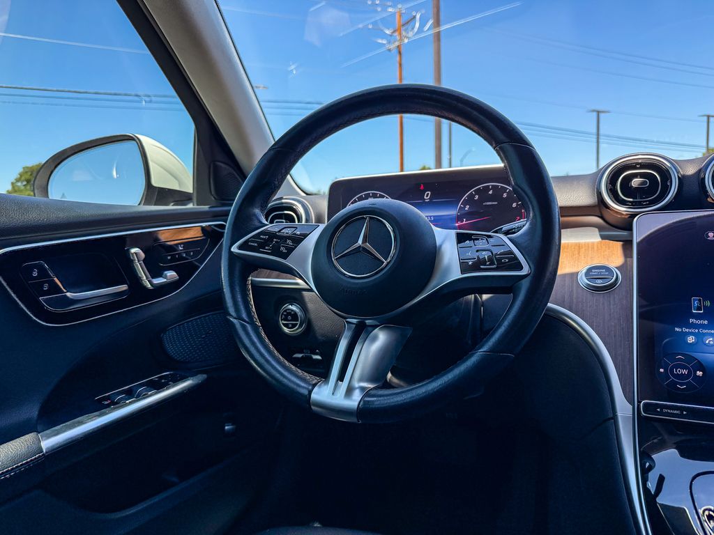 Thumbnail: 2022 Mercedes-Benz C-Class - 15