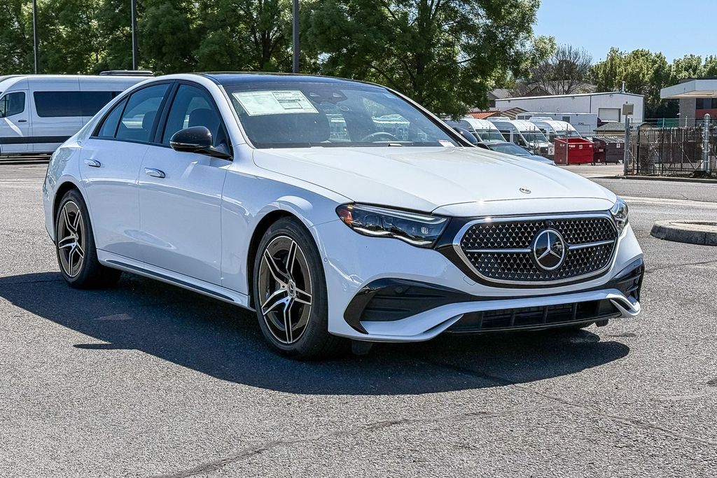 Thumbnail: 2026 Mercedes-Benz E-Class - 4