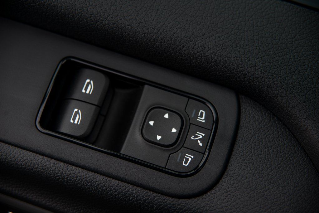 Thumbnail: 2025 Mercedes-Benz Sprinter - 14