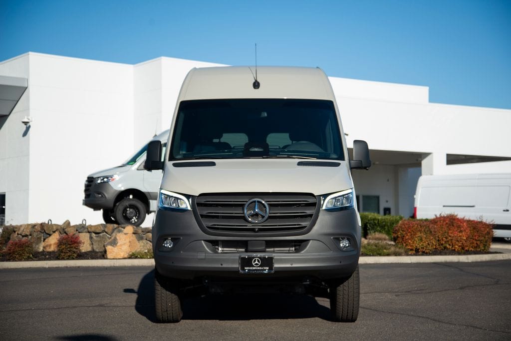 Thumbnail: 2026 Mercedes-Benz Sprinter - 2