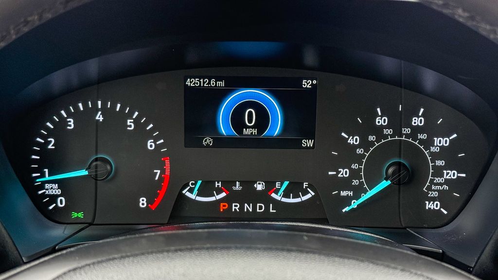 Thumbnail: 2022 Ford Escape - 24