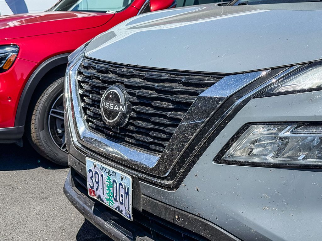 Thumbnail: 2023 Nissan Rogue - 3