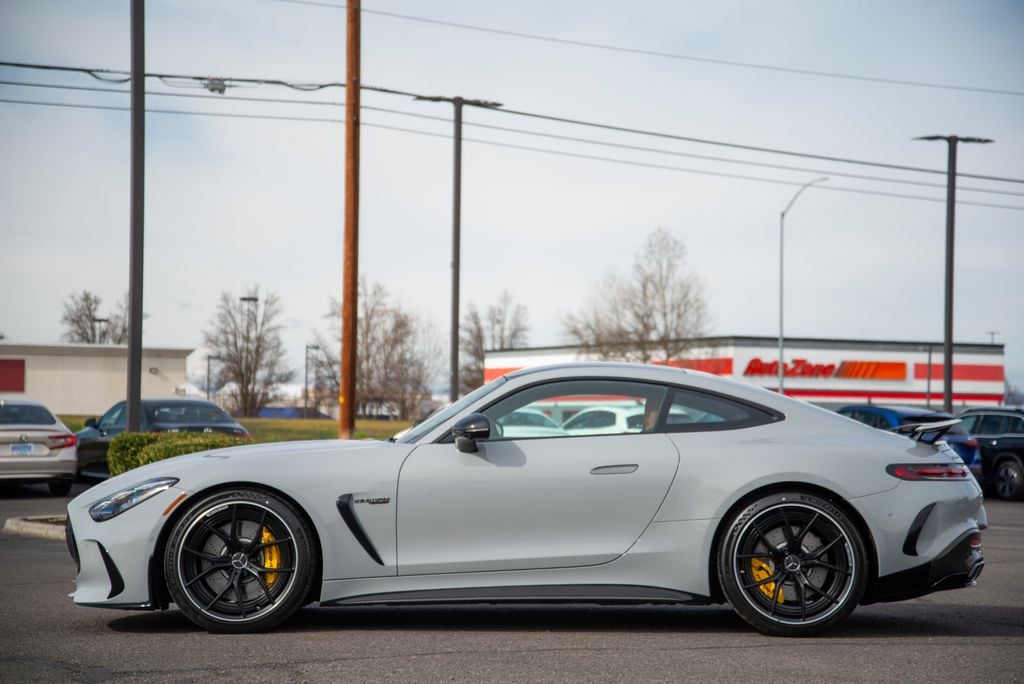 Thumbnail: 2026 Mercedes-Benz AMG GT - 6