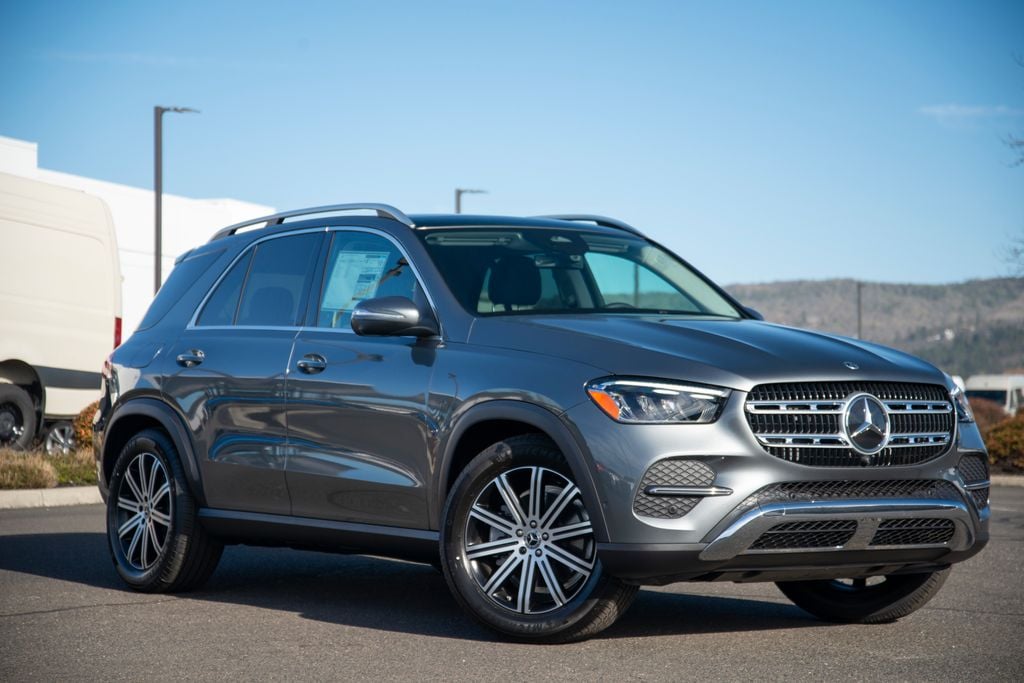 Thumbnail: 2026 Mercedes-Benz GLE - 3