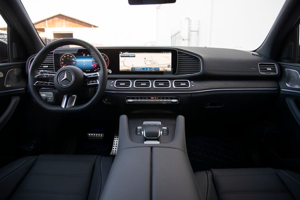 Thumbnail: 2026 Mercedes-Benz GLS - 18