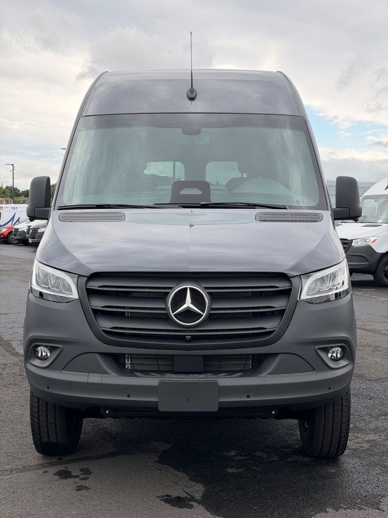 Thumbnail: 2026 Mercedes-Benz Sprinter - 2