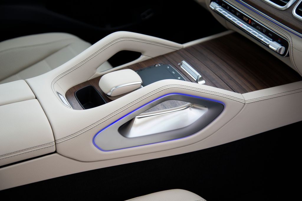 Thumbnail: 2026 Mercedes-Benz GLE - 21