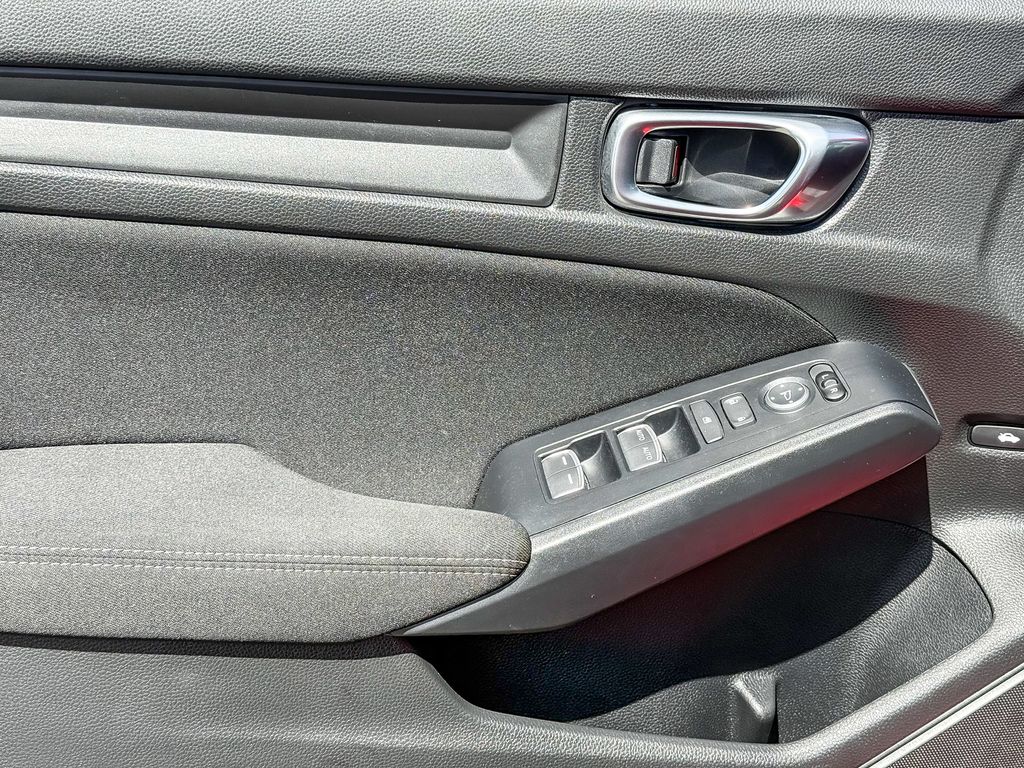 Thumbnail: 2024 Honda Civic - 21