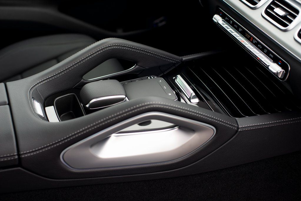 Thumbnail: 2025 Mercedes-Benz GLE - 36