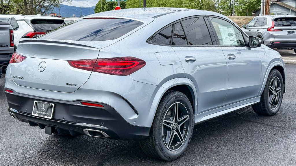 Thumbnail: 2026 Mercedes-Benz GLE - 6
