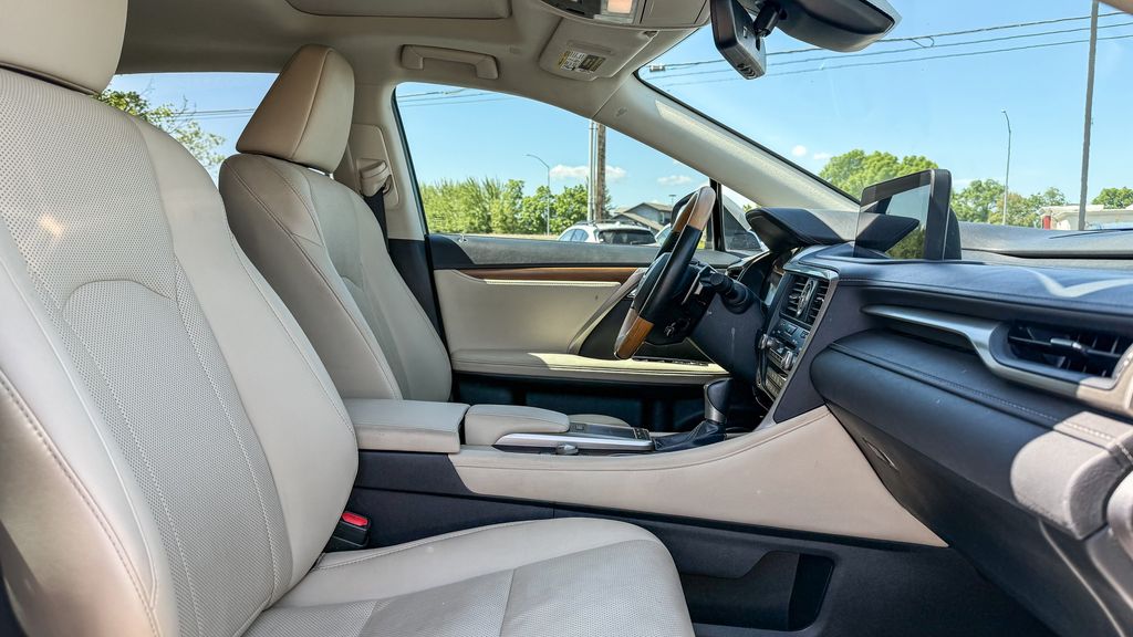 Thumbnail: 2021 Lexus RX - 15