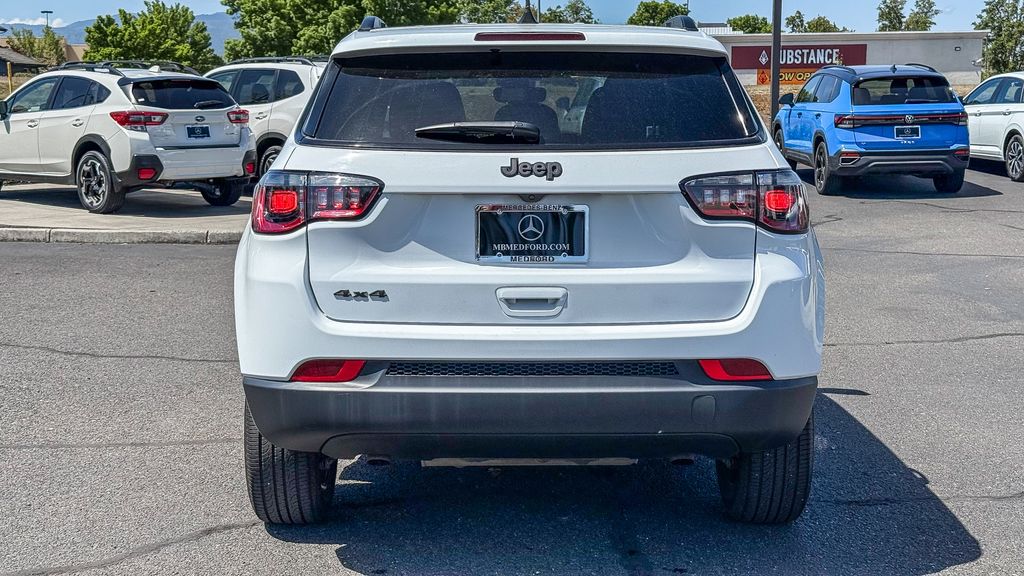 Thumbnail: 2025 Jeep Compass - 5