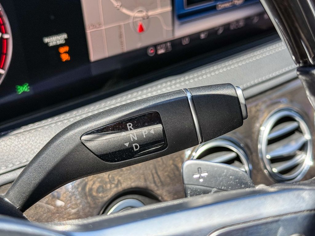 Thumbnail: 2019 Mercedes-Benz S-Class - 22