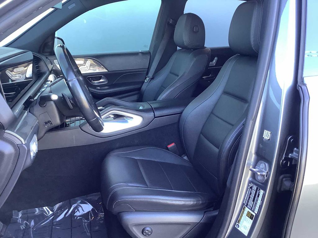 Thumbnail: 2020 Mercedes-Benz GLE - 11