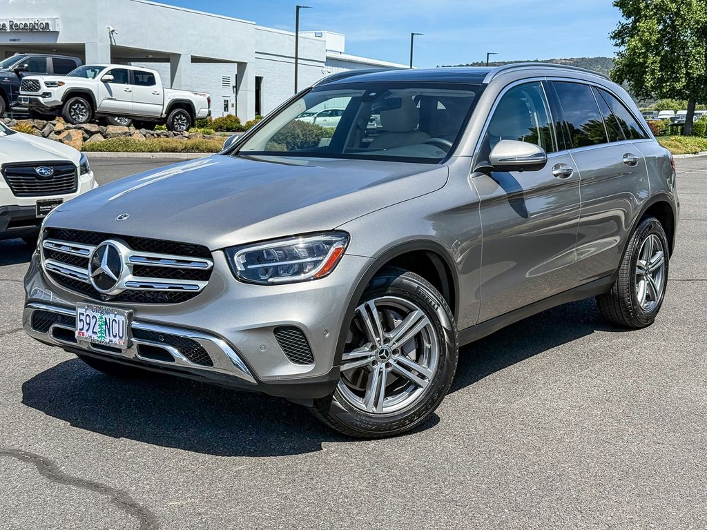 2021 Mercedes-Benz GLC GLC300 4MATIC's photo