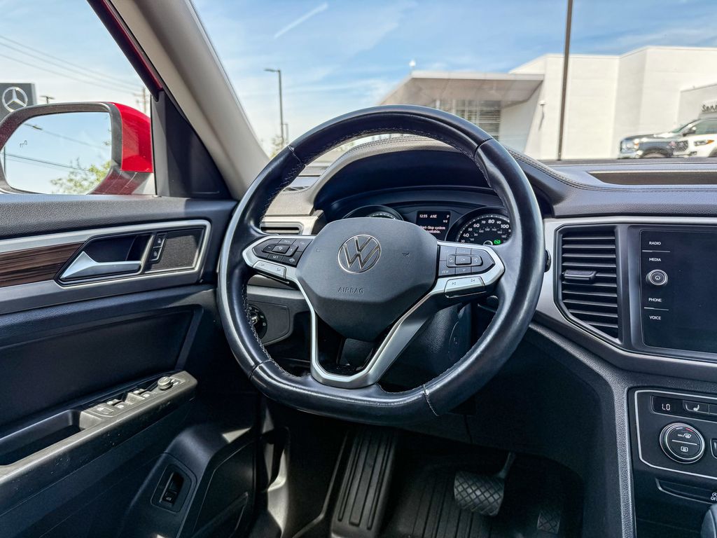 Thumbnail: 2021 Volkswagen Atlas - 14