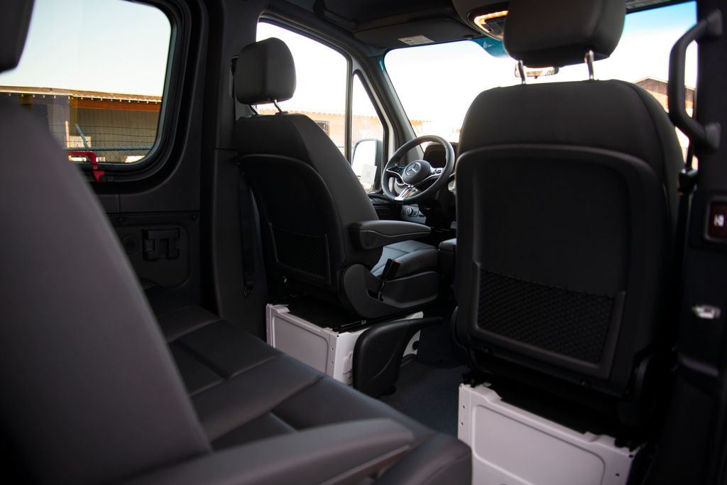 Thumbnail: 2026 Mercedes-Benz Sprinter - 22