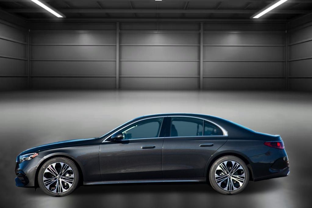 Thumbnail: 2025 Mercedes-Benz E-Class - 10