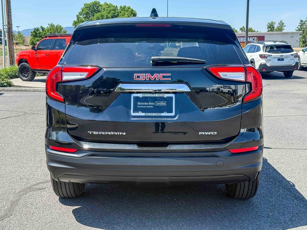 Thumbnail: 2024 GMC Terrain - 7