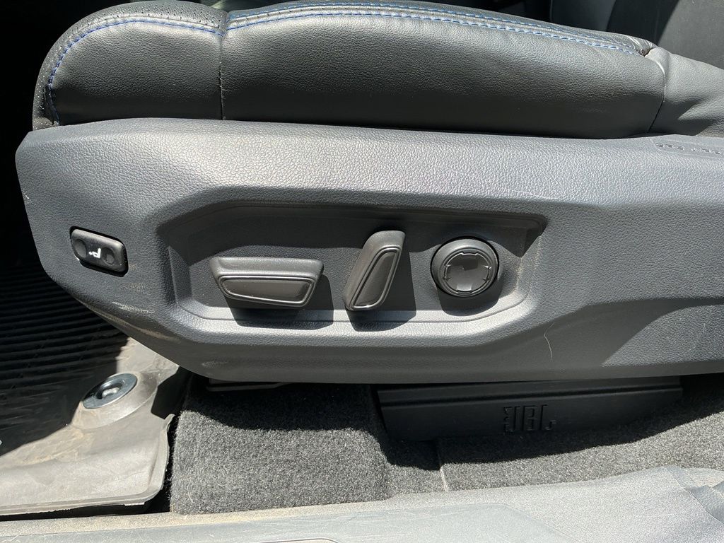 Thumbnail: 2023 Toyota Tundra - 14