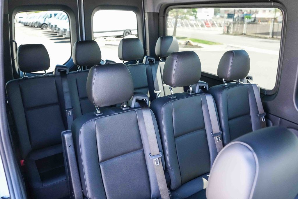 Thumbnail: 2026 Mercedes-Benz Sprinter - 17