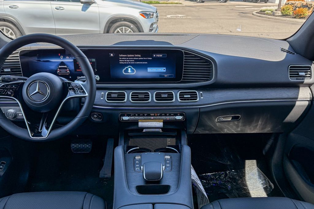 Thumbnail: 2026 Mercedes-Benz GLE - 11