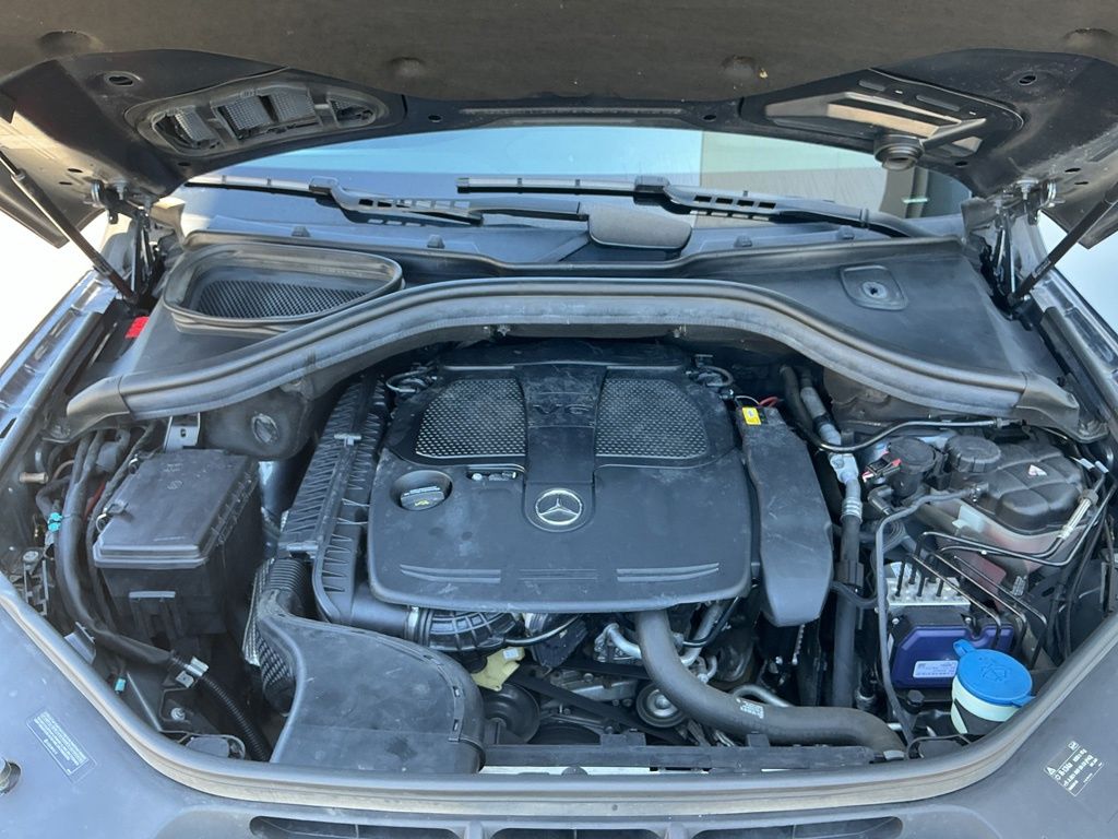Thumbnail: 2016 Mercedes-Benz GLE - 30