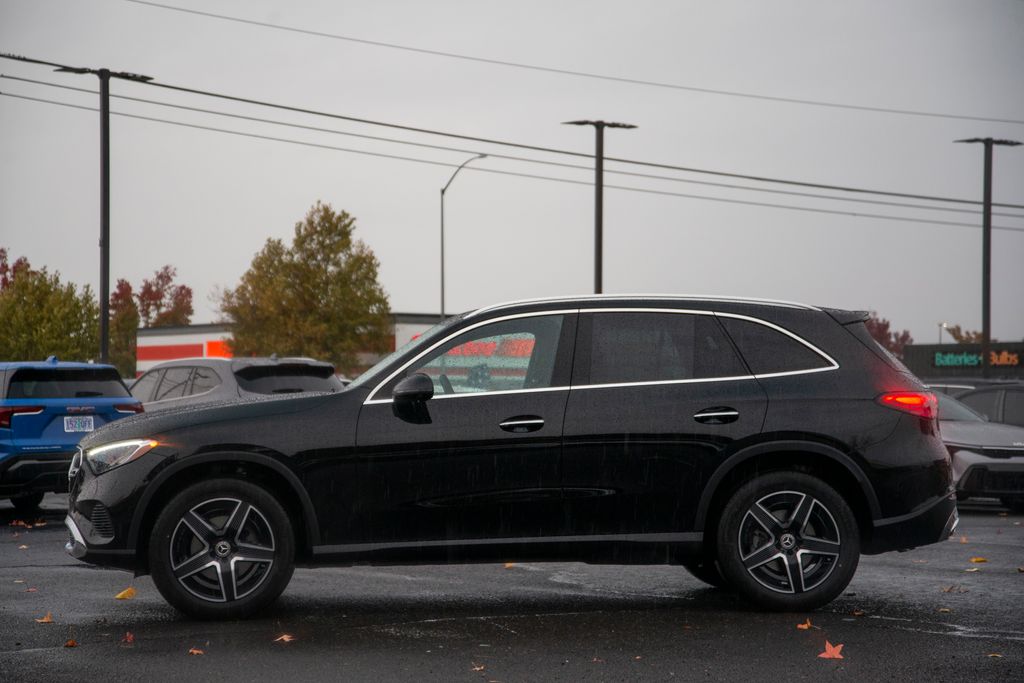 Thumbnail: 2026 Mercedes-Benz GLC - 6