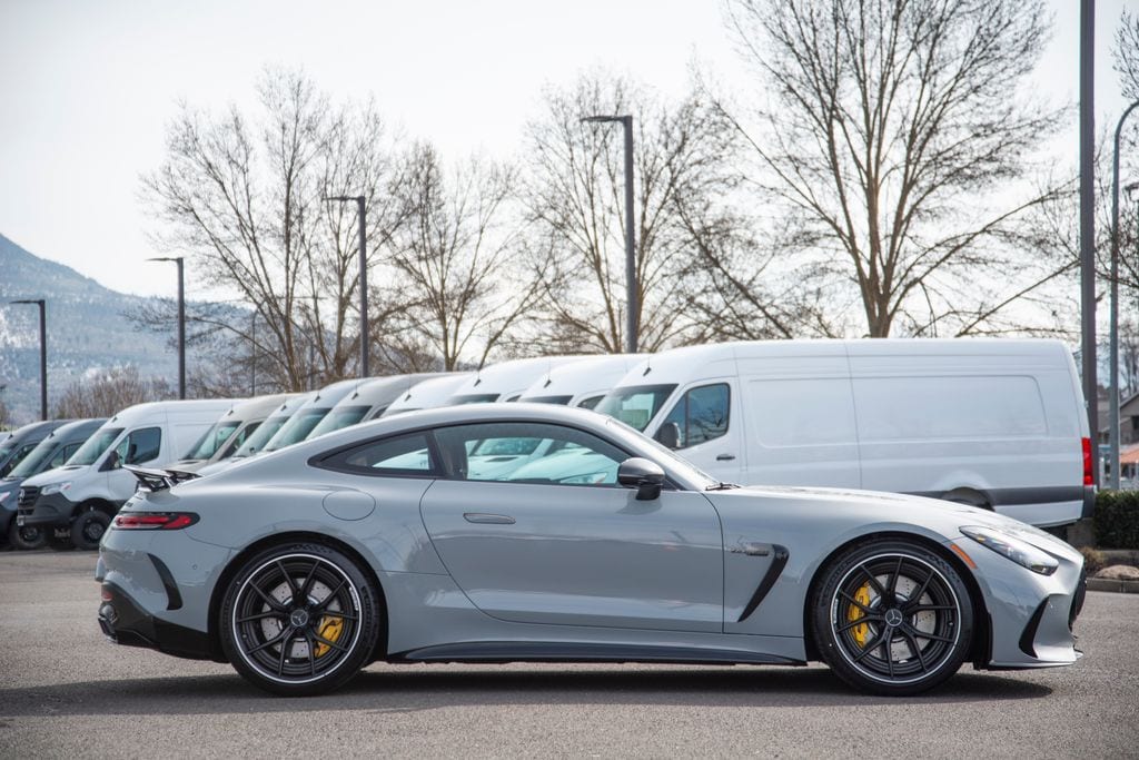 Thumbnail: 2026 Mercedes-Benz AMG GT - 5