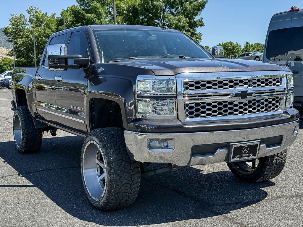 Thumbnail: 2015 Chevrolet Silverado 1500 - 4
