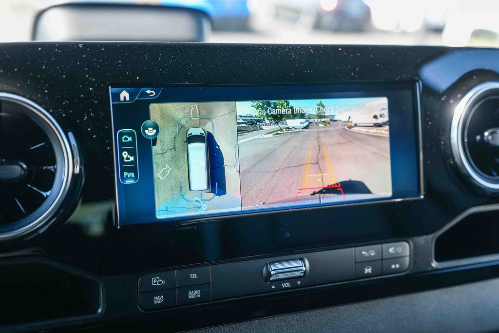 Thumbnail: 2026 Mercedes-Benz Sprinter - 24