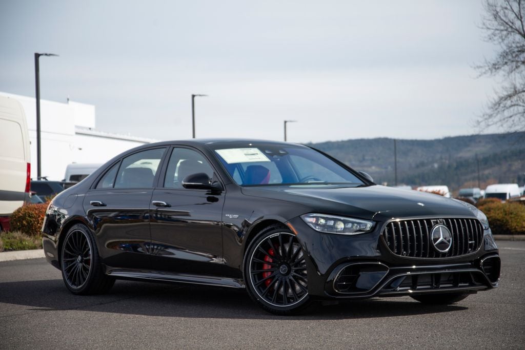 Thumbnail: 2026 Mercedes-Benz S-Class - 3