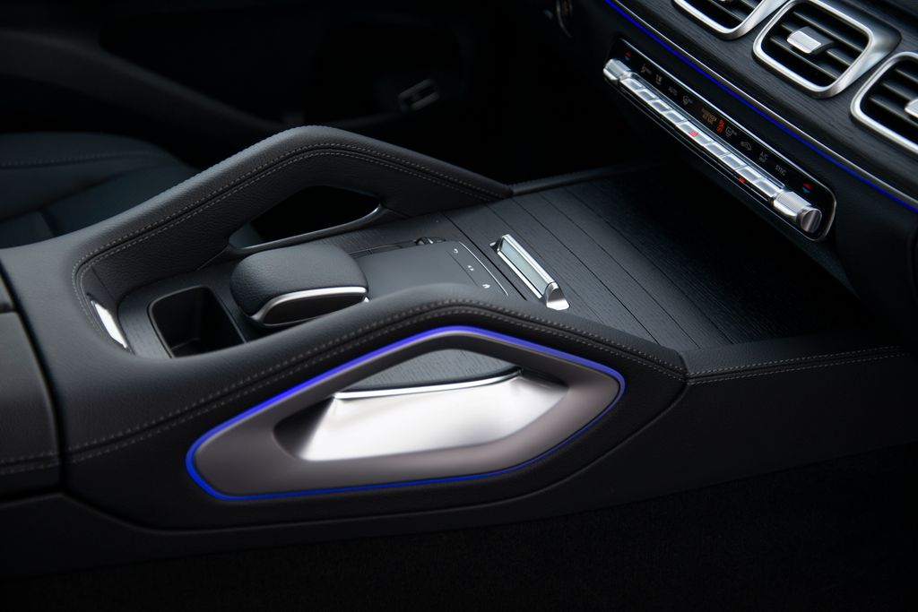 Thumbnail: 2026 Mercedes-Benz GLE - 21