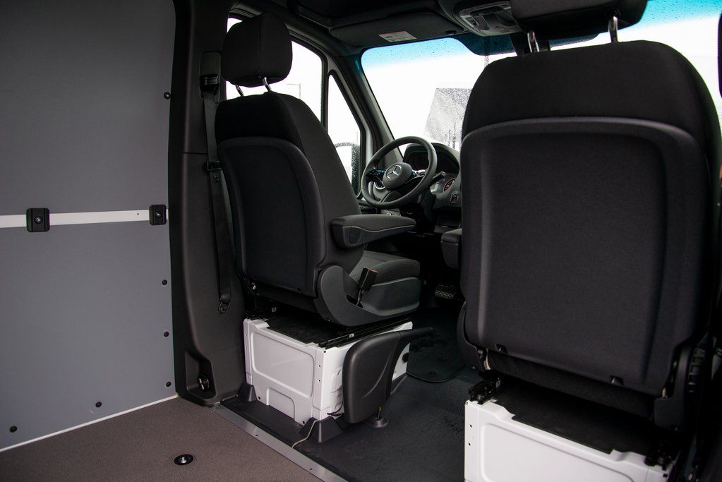 Thumbnail: 2026 Mercedes-Benz Sprinter - 18